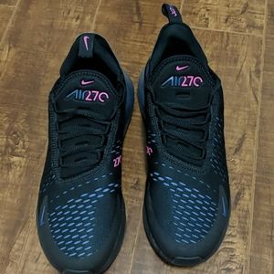 Nike Air Max 270